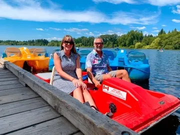 Deer Lake Boat Rental pedalboat